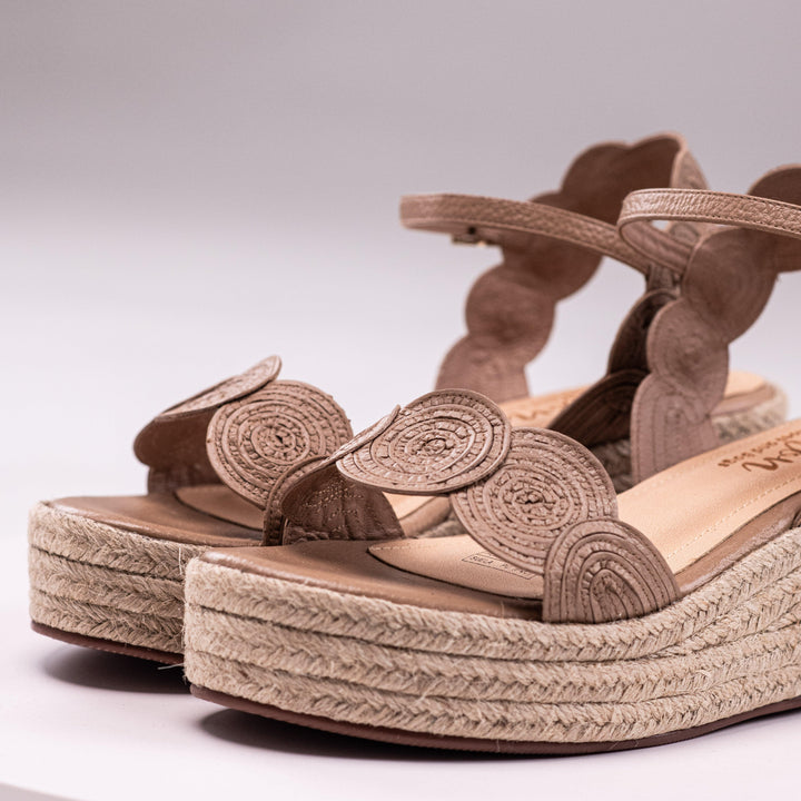 PLATAFORMA JULIANA lemon shoes