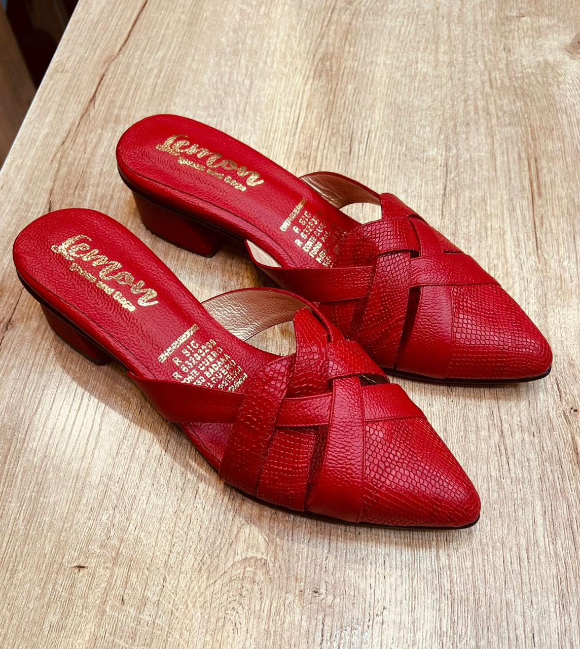 MULES MONIQUE
